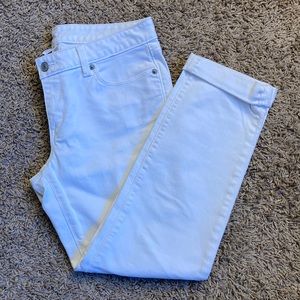 ✨SALE✨White Ann Taylor Loft modern straight jeans!